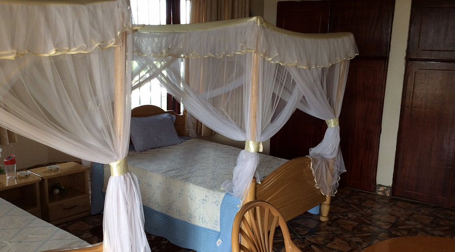 Parkside Safari Lodge